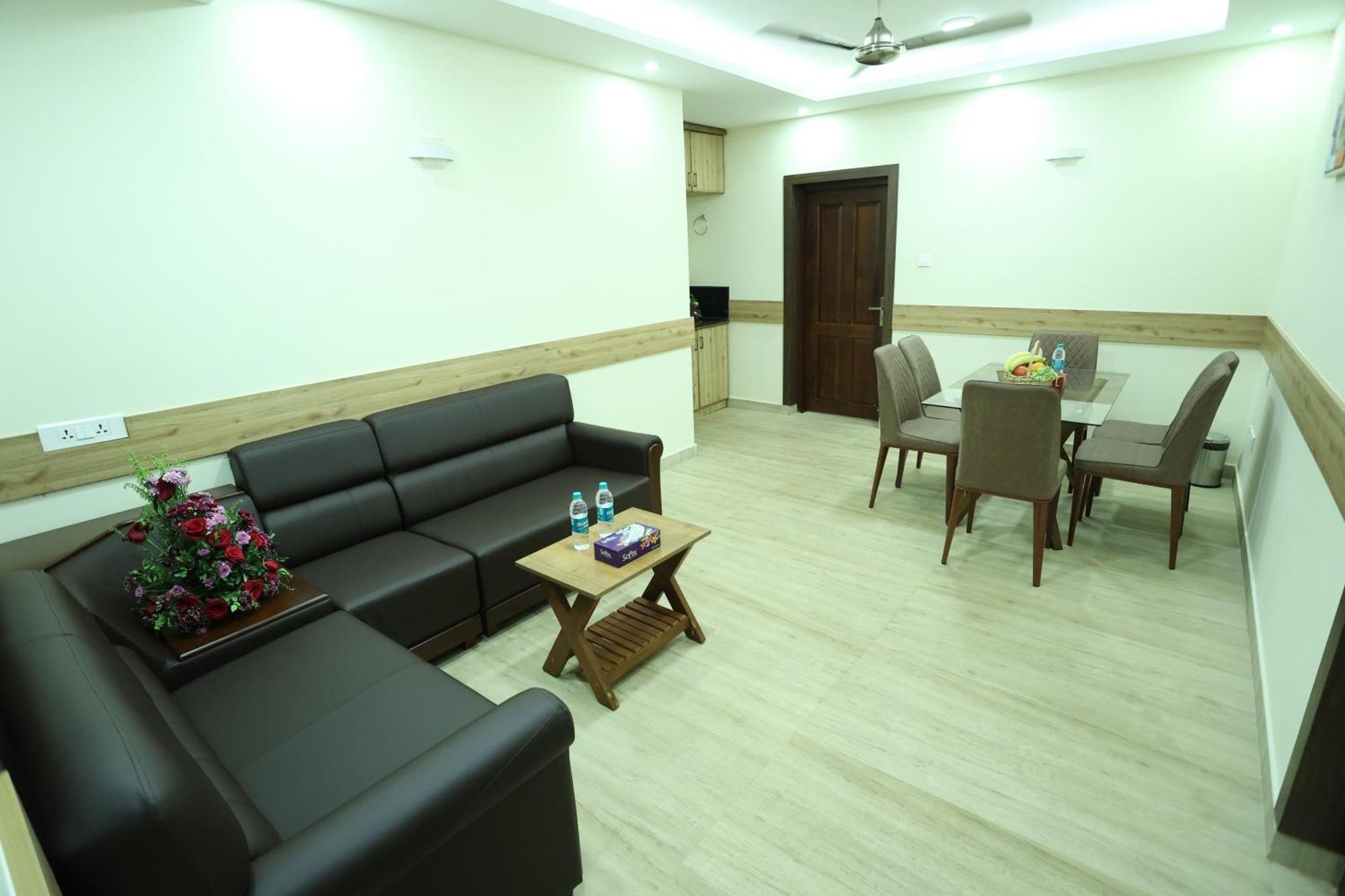 Balaji Regency Kanhangad Kannangad Exterior foto