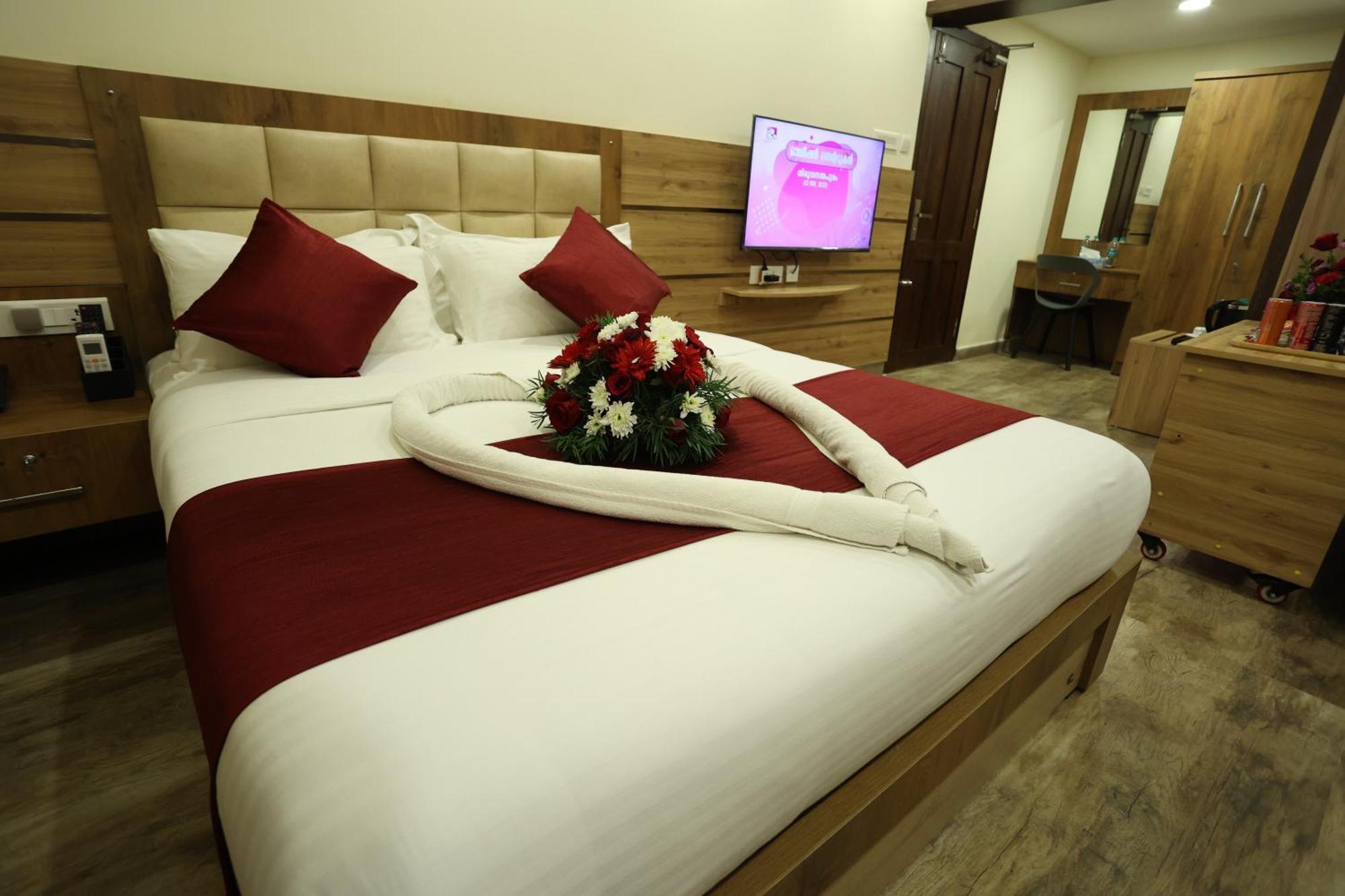Balaji Regency Kanhangad Kannangad Exterior foto