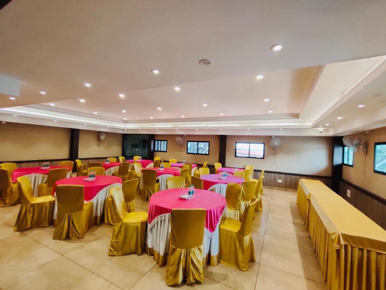 Balaji Regency Kanhangad Kannangad Exterior foto